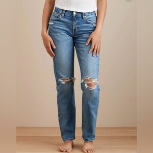 AE curvy straight blue jeans